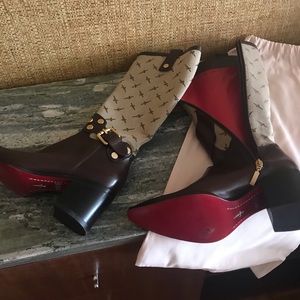Cesare Paciotti Brown and Red Patterned Heeled Boots
